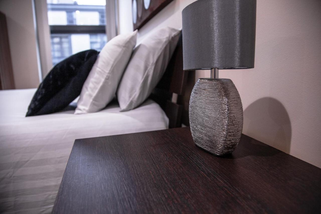 لندن Canary Wharf Retreat - Serviced Apartments المظهر الخارجي الصورة