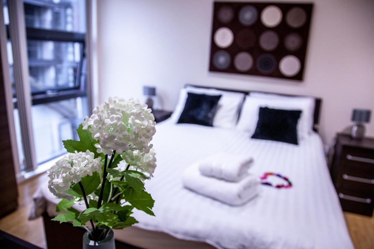 لندن Canary Wharf Retreat - Serviced Apartments المظهر الخارجي الصورة
